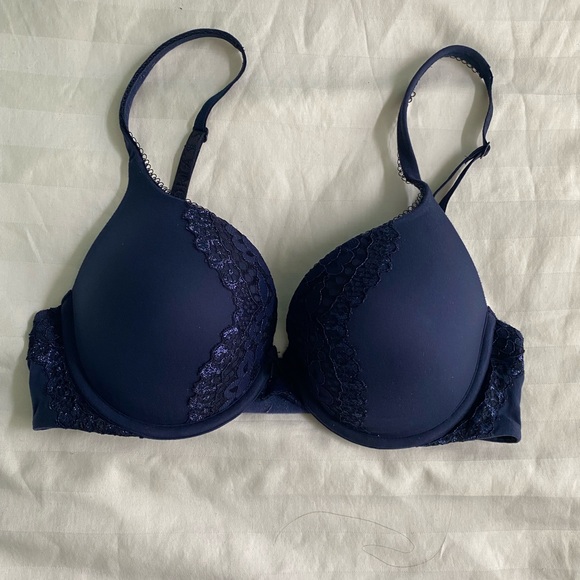 Victoria’s Secret Body by Victoria Perfect Shape Bra
